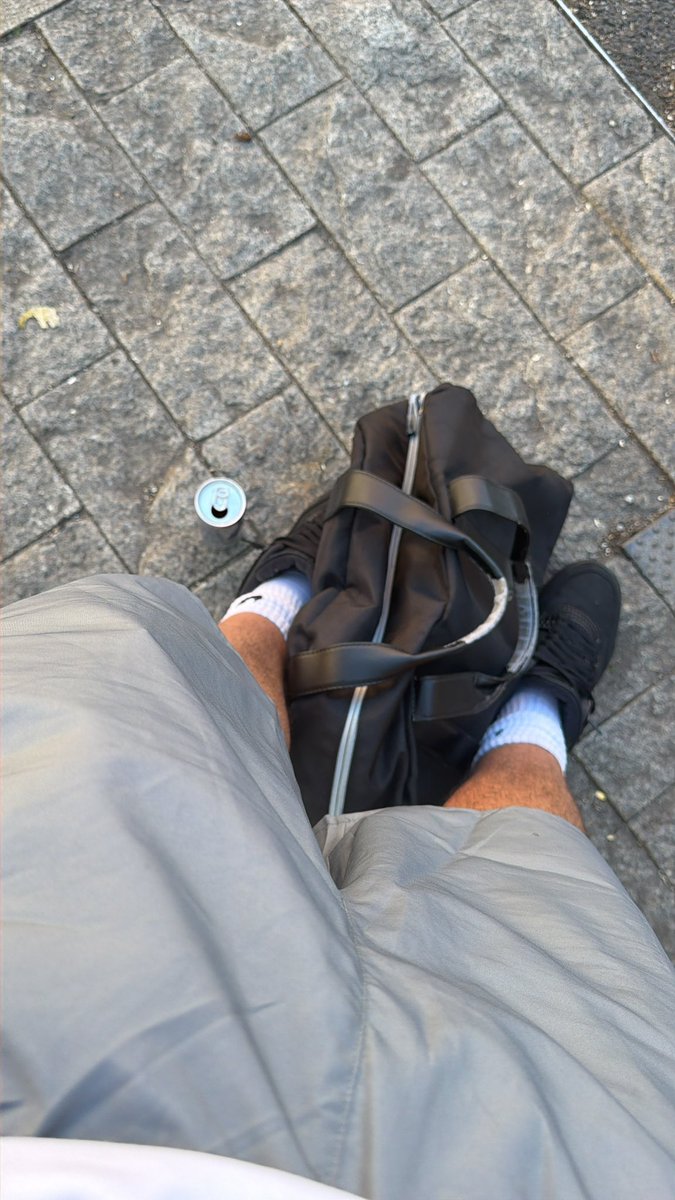 A079991's tweet photo. Had to let the balls breathe.

#freeball #commando #desi #thick #dick https://t.co/4EBLWcS7bY