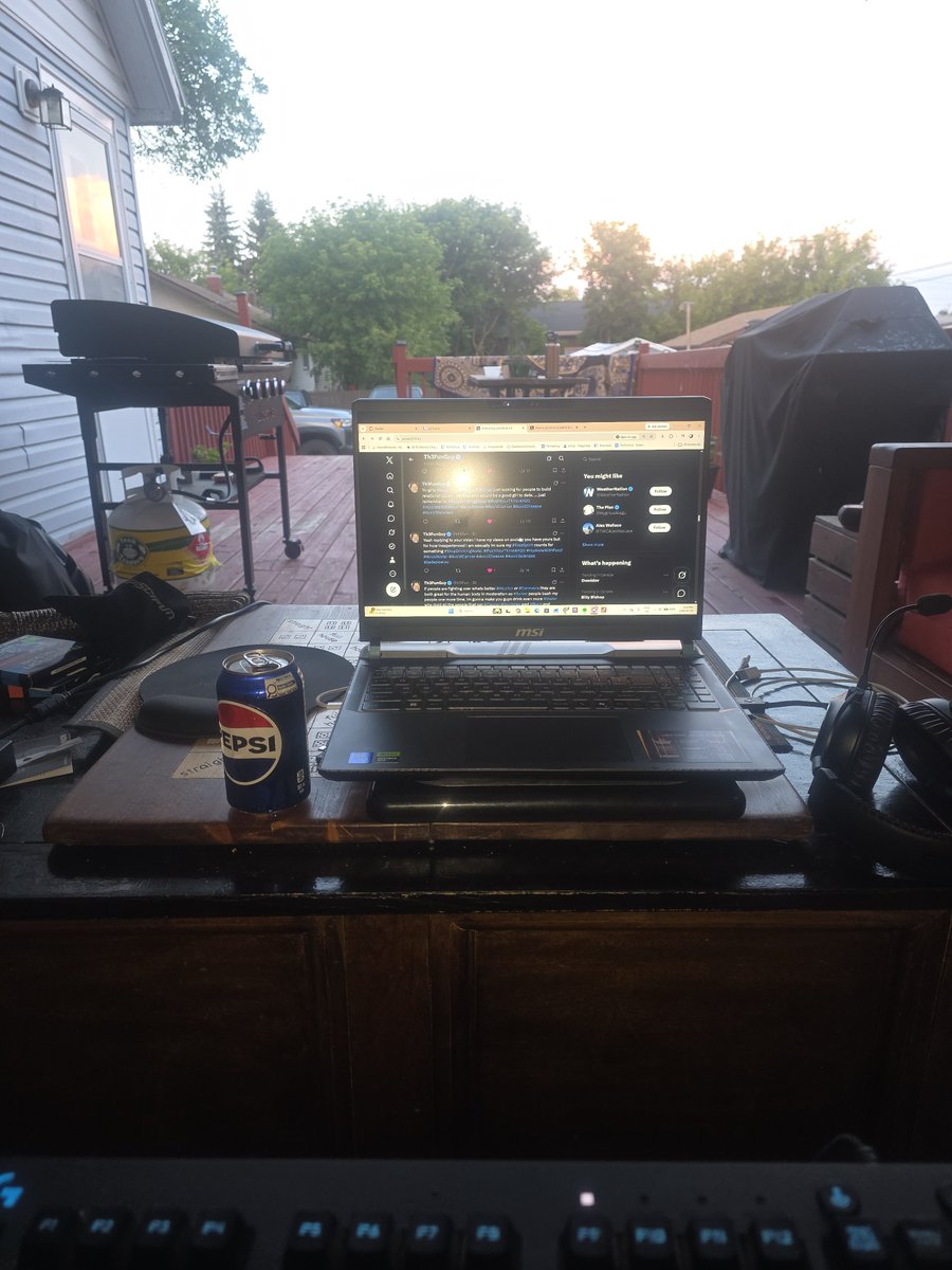 H3Fun's tweet photo. Cracked open a #Pepsi lets fucking go type some people some messages #StopDrinkingWater #PushYourThirst4H20 #HydrateWithFood #AvoidWater #AvoidCancer #AvoidDisease #AvoidSickness https://t.co/5KzkP4IPWP