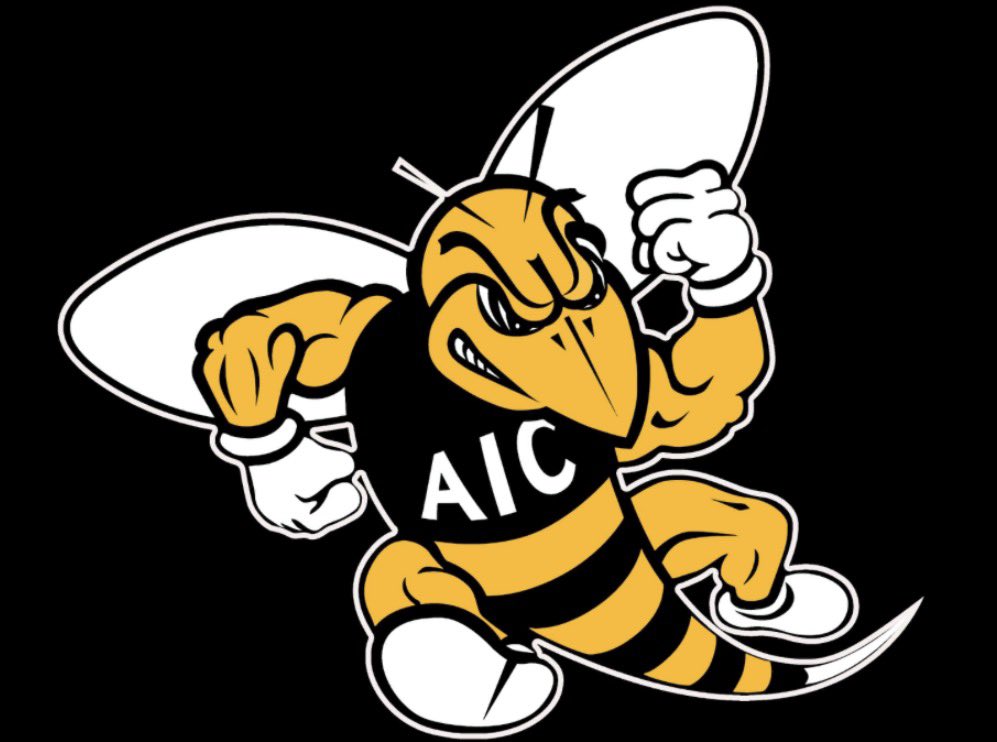 TyWatzz's tweet photo. Blessed to receive an offer from American International College!!! #goyellowjackets💛🖤 @AICFootball @CoachChipka @CJFloden @CoachMikeBlock @CoachAjLocke @PCTVSFBRECRUIT @PCTI_CoachMuir @pctisuperfan https://t.co/H7Xh6d8ldi