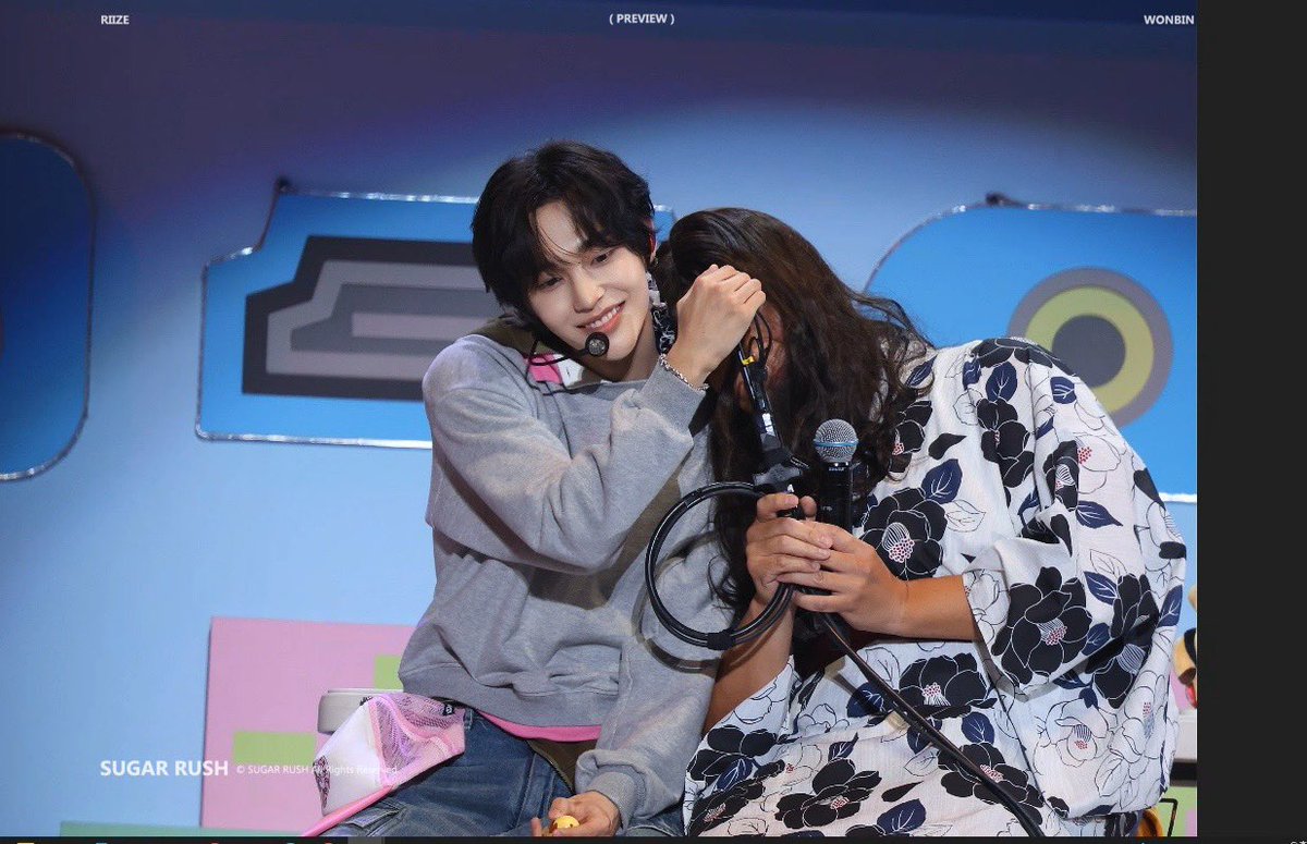 himadpark's tweet photo. 띠발 오빠랑 언제 사진 찍힘 https://t.co/4pvFRXLJRu