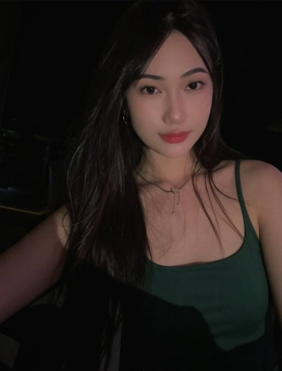 Merlinyasmin28's tweet photo. Cantik https://t.co/QXFRVL0Llx