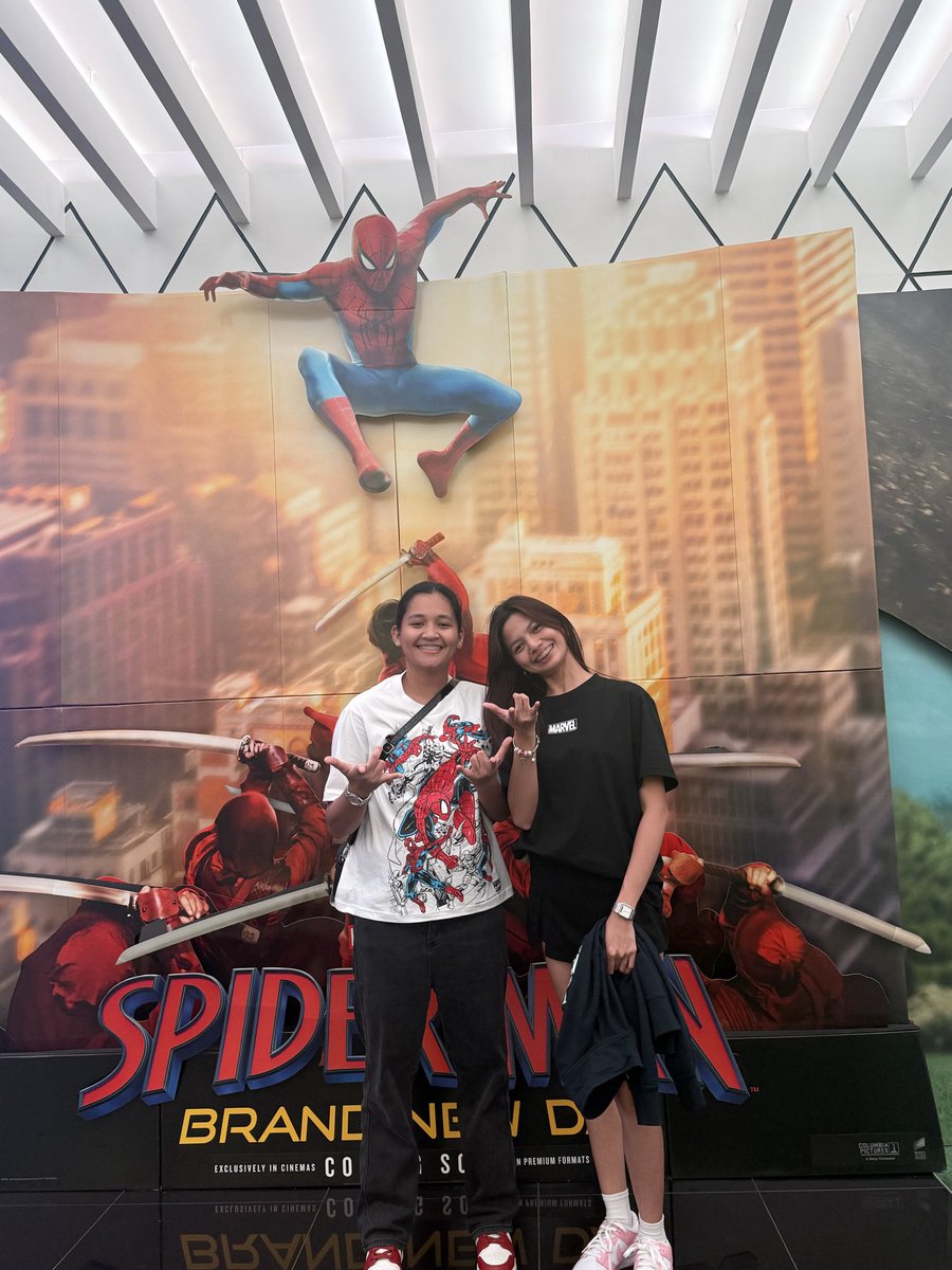 _carillopat's tweet photo. spidey date with the loml https://t.co/GtjCrS2xBD