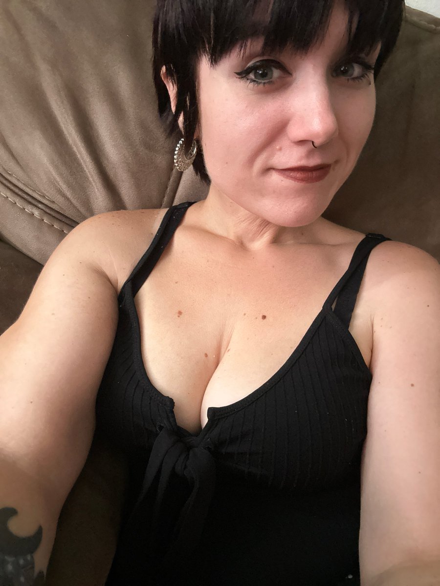 barebrickinbabe's tweet photo. @Simp125s https://t.co/lOrHzJmHZI https://t.co/tM2DiCAGoE