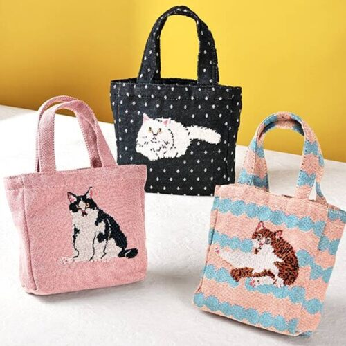 shimapatobu's tweet photo. カルディ『世界猫の日』商品・グッズ2026年まとめ！夏の新商品も充実！

ネコミニトートバッグも新発売！

https://t.co/dPxZs1nhCH

#KALDI #カルディ #世界猫の日 #猫 #ネコ #猫の日 https://t.co/NlmflAehLH