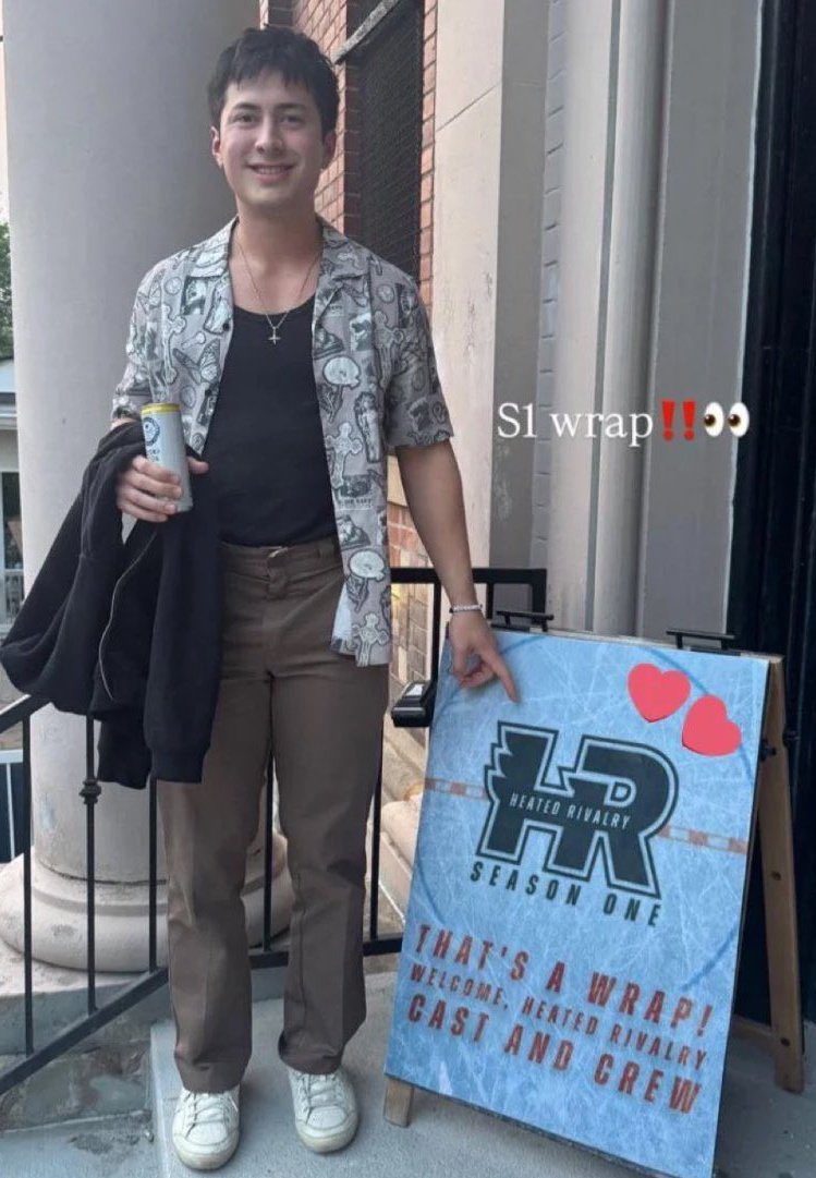 guesswego's tweet photo. Have you heard that Shane Hollander is coming back? While we are all waiting for the biggest comeback of the GOAT, keep voting for Hudson Williams on Goldderby!

He is nominated in 2 categories:
✨ Drama Actor
✨ Breakthrough Performer of the Year

🗳️ https://t.co/dfhGRNGcJp https://t.co/p3rmD6WA6J