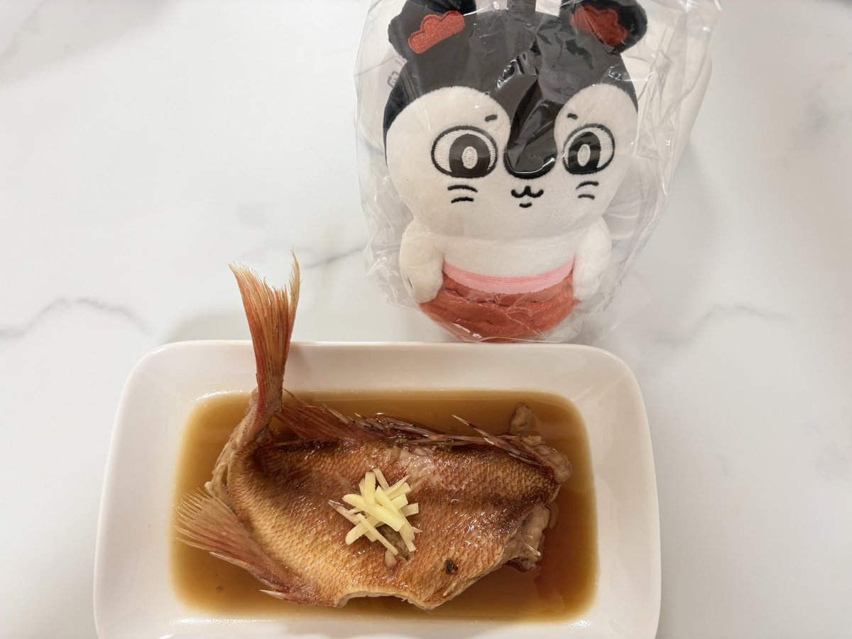 NikomiCecil's tweet photo. 朝ごはん
何とは言わないけど煮付け…
なんかデカいな… https://t.co/VCGsfHf0eV