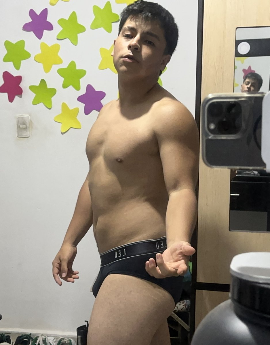 maydex_121's tweet photo. Un poco más y a definir 🥵 https://t.co/JKizXNBVcP