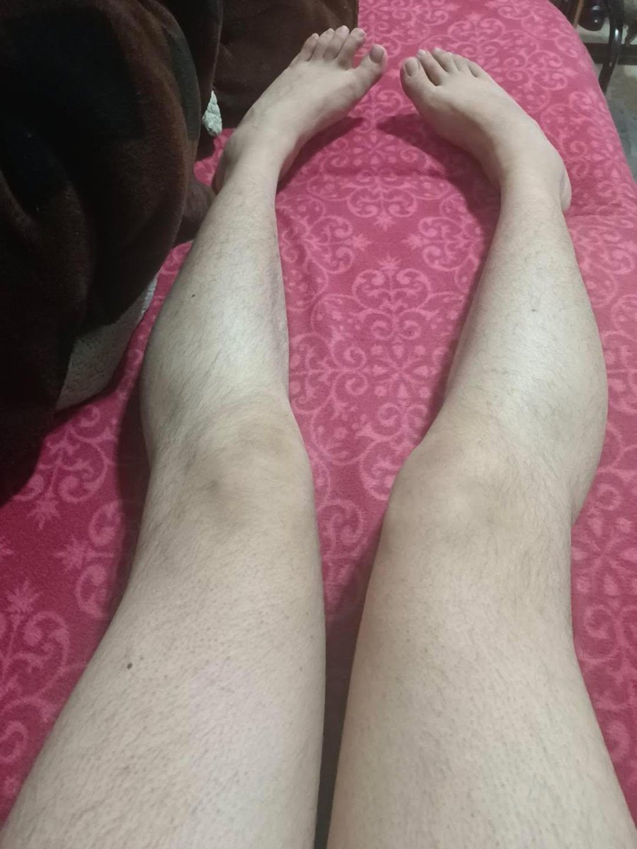 WilliamLimng's tweet photo. Video llamada? 

#footfetısh #malefeet #malefootfetish #mexicanfeet #piesgaycdmx #pie #feet #soles #pies #piesmexicanos https://t.co/3OmhPs6INY