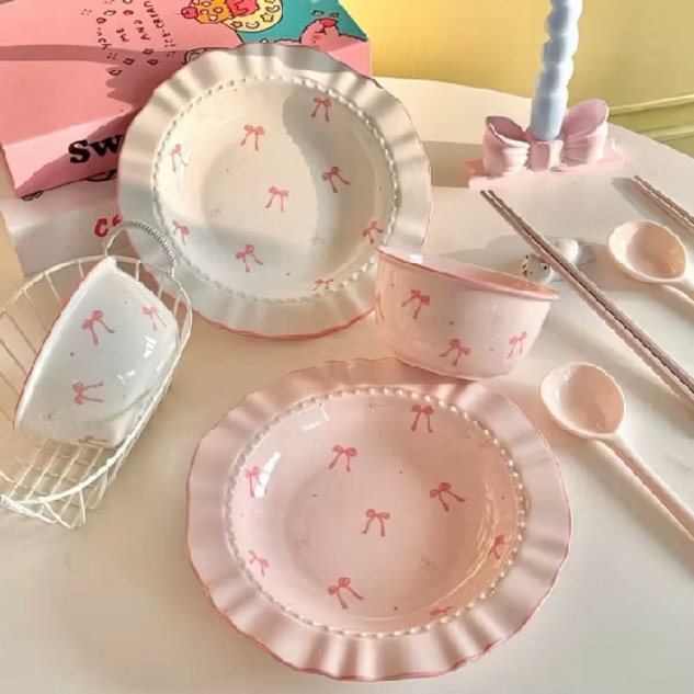 lostdr4ft's tweet photo. Alat makan ceramic super coquette &amp; ga gampang pecah bikin semangat makan 😋

https://t.co/XEOrmwVBiY https://t.co/rhhWxoMSrr