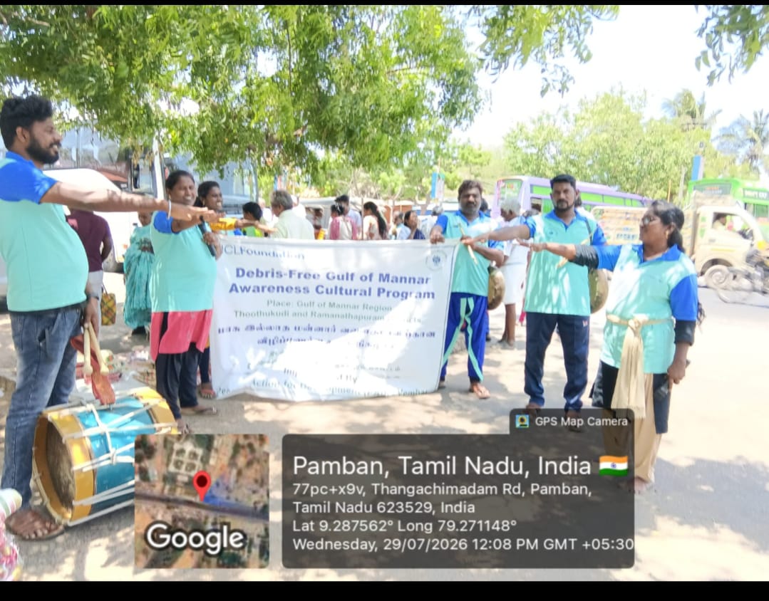 padgom2024's tweet photo. 🎭🌊 PAD organized a street play at the Dr. A.P.J. Abdul Kalam Memorial, Peikarumbu, Rameswaram, under the #SacredShores initiative to raise awareness on reducing marine debris and protecting the Gulf of Mannar. Together, we can build cleaner coasts and healthier oceans. 💙 https://t.co/SgsQkfQzaj