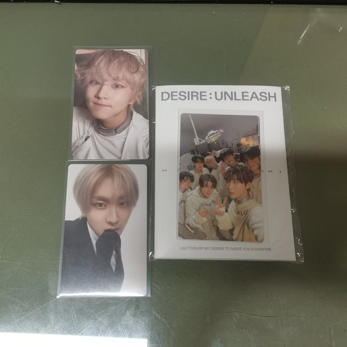 kartoon_utt's tweet photo. 🌟🌟🌟 พร้อมส่ง 🌟🌟🌟
📌 Enhypen 
Desire Unleash Weverse
นิกิ = 180 THB
ซอนอู = 180 THB
เจย์ = 180 THB
จองวอน = 200 THB
ซองฮุน = 200 THB
📦 Free Shipping 
#ตลาดนัดenhypen
#ตลาดนัดเอนไฮเพน
#ตลาดนัดengene
#ตลาดนัดเอนจีน https://t.co/9K3WYAqvwZ