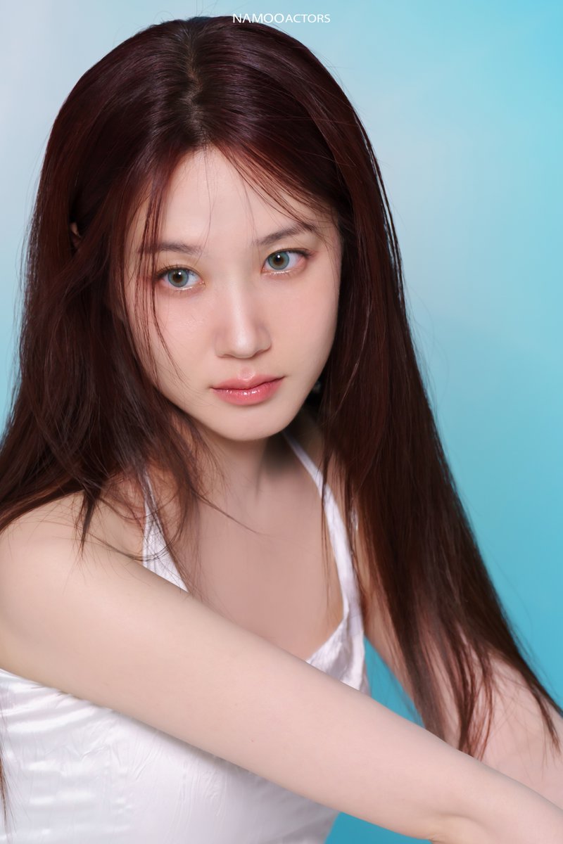 NAMOOACTORS2004's tweet photo. [#아낌없이주는나무] 

𝙀𝙐𝙉-𝙞𝙫𝙚𝙧𝙨𝙚 𝙂𝘼𝙈𝙀!
카드 속 키워드를 하나하나 확인 후
2026 박은빈 팬콘서트 <은빈노트: EUN-iverse> 포스터를
완성해 보세요🚀🐰

#박은빈 #은빈노트_EUNiverse #PARKEUNBIN #EUNBINNOTE_EUNiverse #NAMOOCONTENTS https://t.co/vM4EWD2VXL