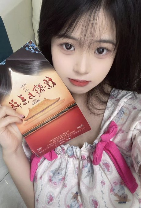 ykrejh's tweet photo. uu很清纯很萌没人反对吧 https://t.co/4EWsXdI70L