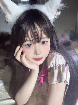 ykrejh's tweet photo. uu很清纯很萌没人反对吧 https://t.co/4EWsXdI70L