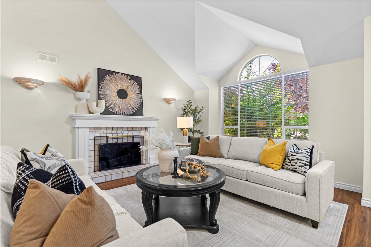 anitachanCA's tweet photo. 12051 Imperial Drive
OFFERED AT $1,956,000 CAD

MLS: https://t.co/SgkHdTPpsn
Website: https://t.co/AGZdXWAcOv
YouTube: https://t.co/SLmEmoEkiE

Call 604-258-8866 for a private tour.

RE/MAX Austin Kay Realty &amp; RE/MAX Anita Chan Realty
110-6086 Russ Baker Way, Richmond BC V7B 1B4 https://t.co/HrLmYQiGy9