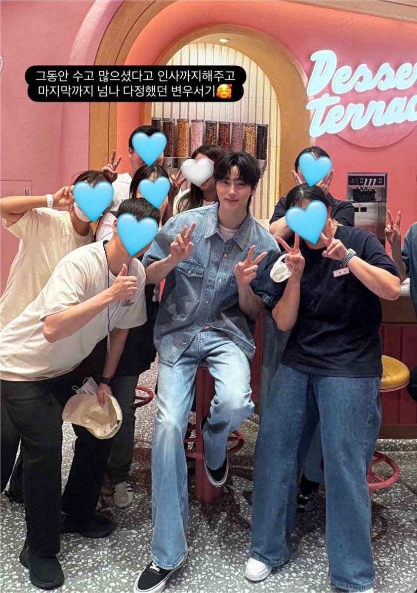inmyheyday_'s tweet photo. 청청 우서기 너무 예뻤지이🩵 https://t.co/HhRnPjoghX