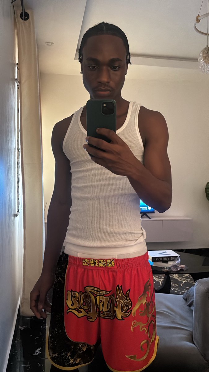 wonnagetstyled's tweet photo. Clean.🤘🏾 https://t.co/w0yELcIYSZ