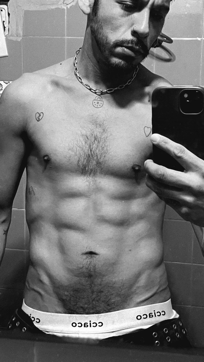 vgalover93's tweet photo. Buenas noches https://t.co/mV86sF7TqG