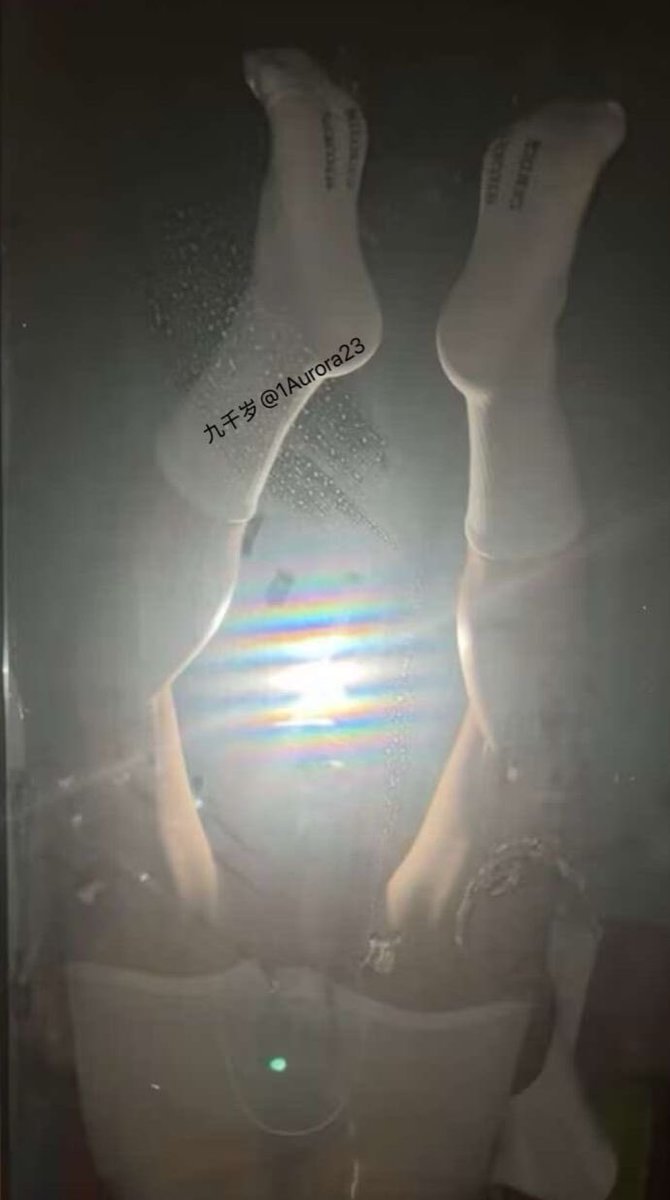 1Aurora23's tweet photo. 又是想当内裤男模的一天 来在你骚爹的裆下用力吸肛门和裤裆的雄臭感受脑子一点点被融化🫠🤯谁有好看的内裤 #内裤 #高弹 #白袜 #yw https://t.co/gOCVk5KPvY