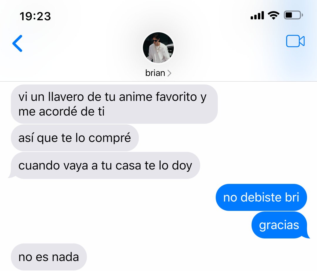 pagebeca's tweet photo. 38. ni se cuando sale la película esa, son diferentes días okiii uno así xfa https://t.co/LeVYtrnlfz