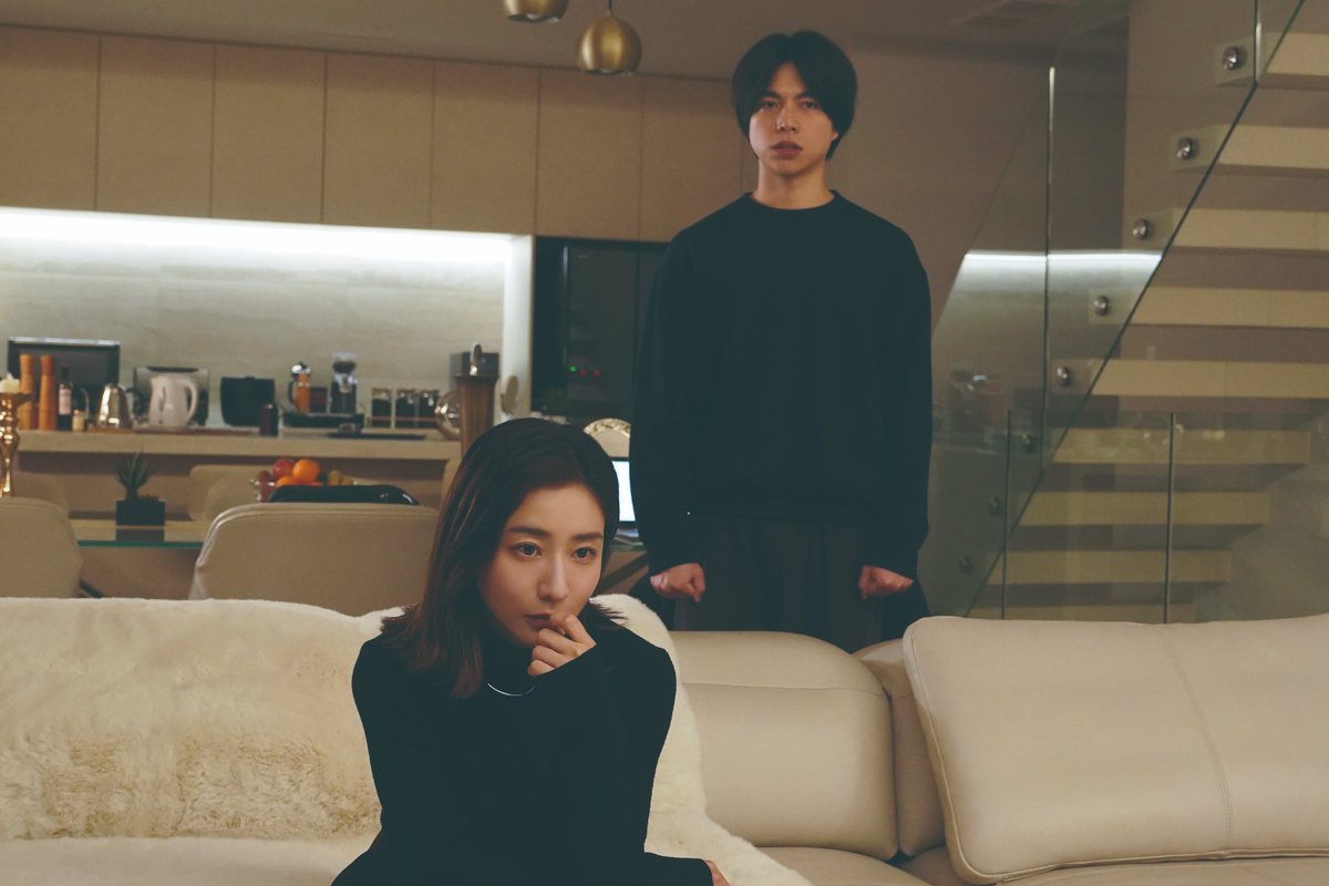 5byodeseisei's tweet photo. #トップ女優七希
────────────────

・・・私と手を組まない？

𝟵.𝟭𝟭💻公開
映画『5秒で完全犯罪を生成する方法』
#重岡大毅 
#原菜乃華 #田中みな実 https://t.co/OTYZcUb4rq
