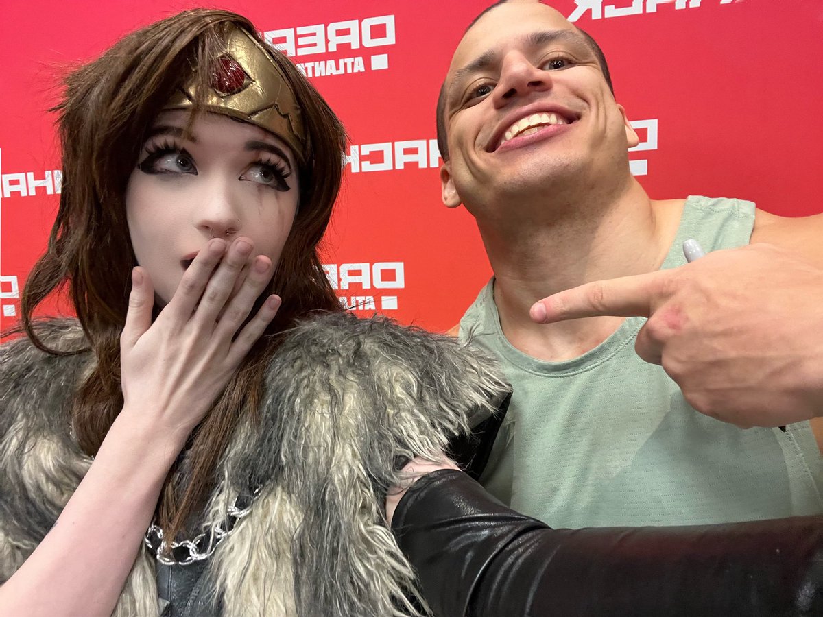flibbier's tweet photo. 3 years ago today I started playing league
2 and a half years ago I met tyler 1 irl
Today I met him in soloq and fisted the fuck out the lobby.
Feeling very good. Feeling very proud of myself. https://t.co/hdn4j05S88
