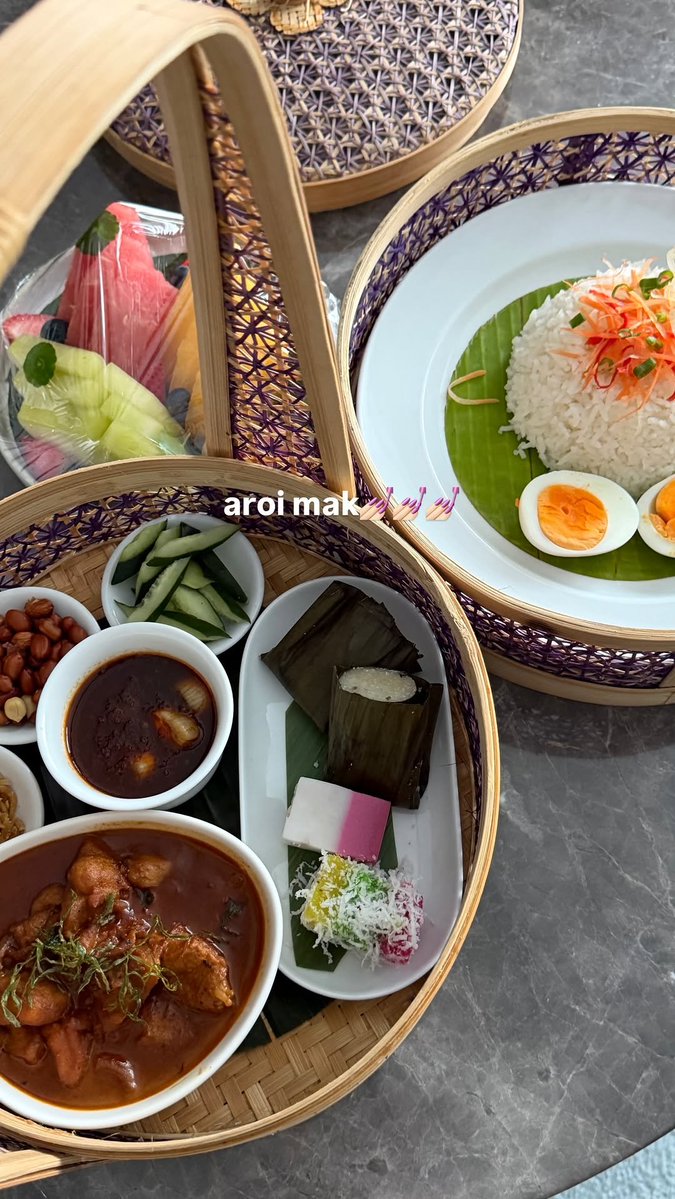 LingOrm_BH's tweet photo. Aroi mak~ 💅💅💅
มอนิ่งนะคะน้องออม 🥰

Cr. ig story: orm.kornnaphat  

ORM DRINK YOUR WAY MONTIGO
#OrmXMontigoMalaysia
#ออมกรณ์นภัส
#OrmKornnaphat https://t.co/KiuGWVpeWD