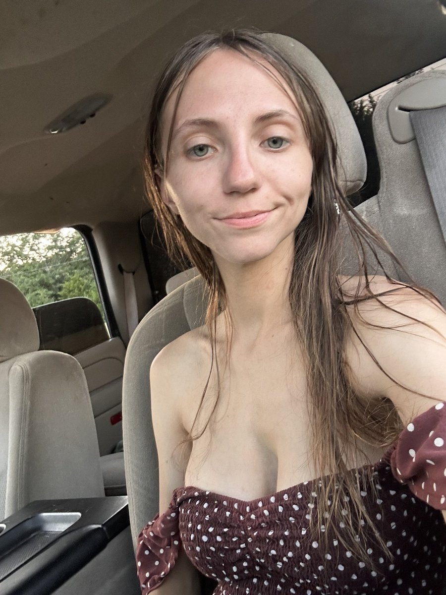 andieouthereonx's tweet photo. weekend car show and lake in 3 days was too much for me.  ive been so mentally drained all day https://t.co/2j3x0dHQQo