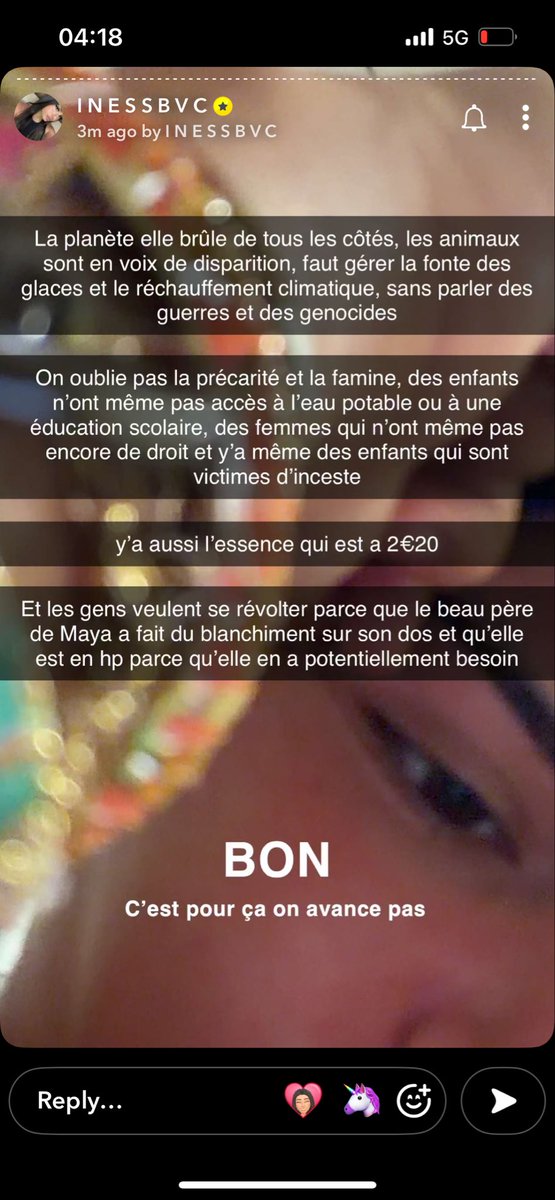 ezmrfl's tweet photo. mais elle sfout de notre geule jcrois jlaime bien de base inès bvc mais la #mayabf https://t.co/IHV5nqTDwh