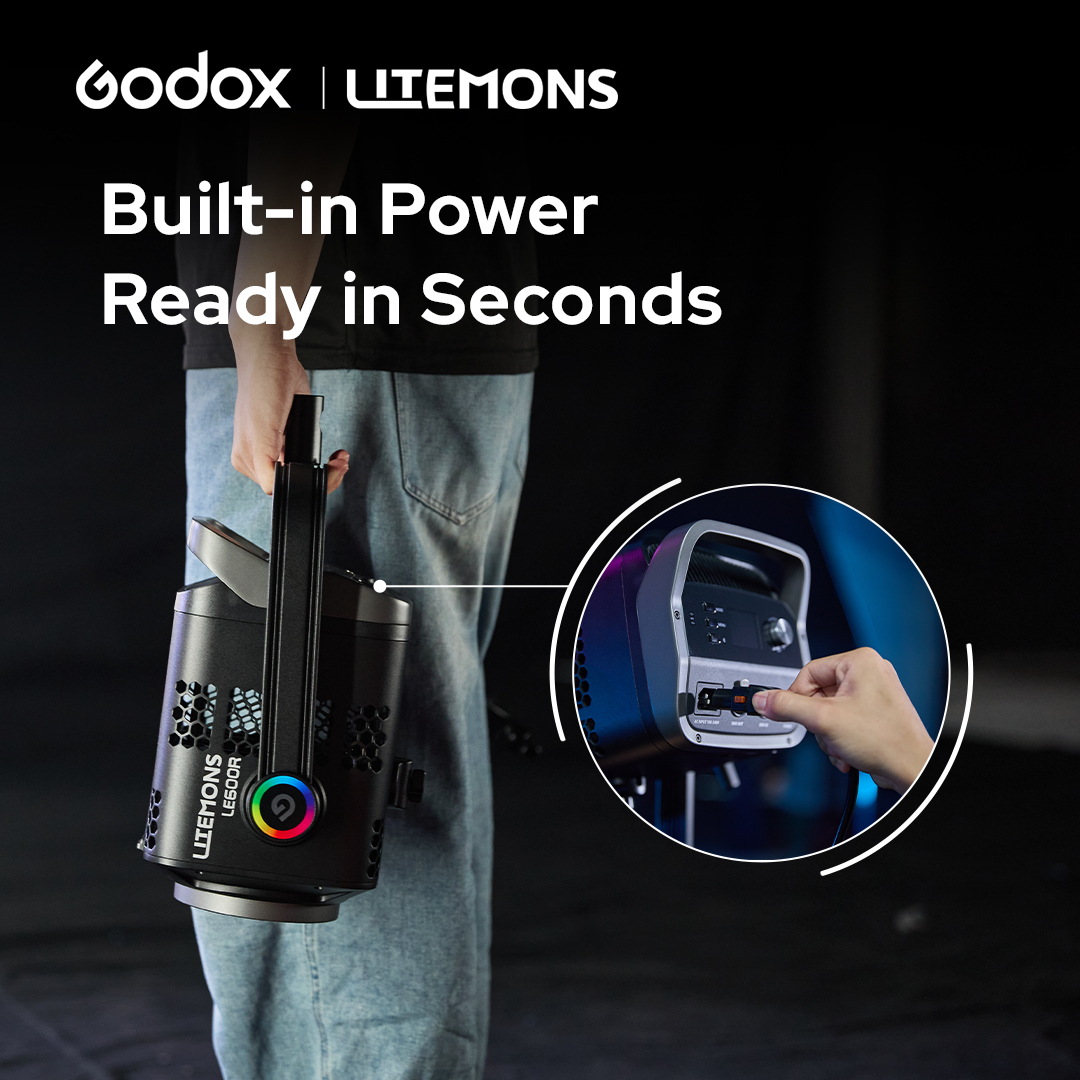 GodoxGlobal's tweet photo. Meet the Godox Litemons LE RGB Series! ⭐ Power Meets Full Color.

Your next commercial setup starts here.

Link in our bio.

#godox #godoxlighting #godoxLITEMONS #LITEMONS #LE200R #LE300R #LE600R #filmmaking #videography #cinematography https://t.co/LdwmQHwfP6