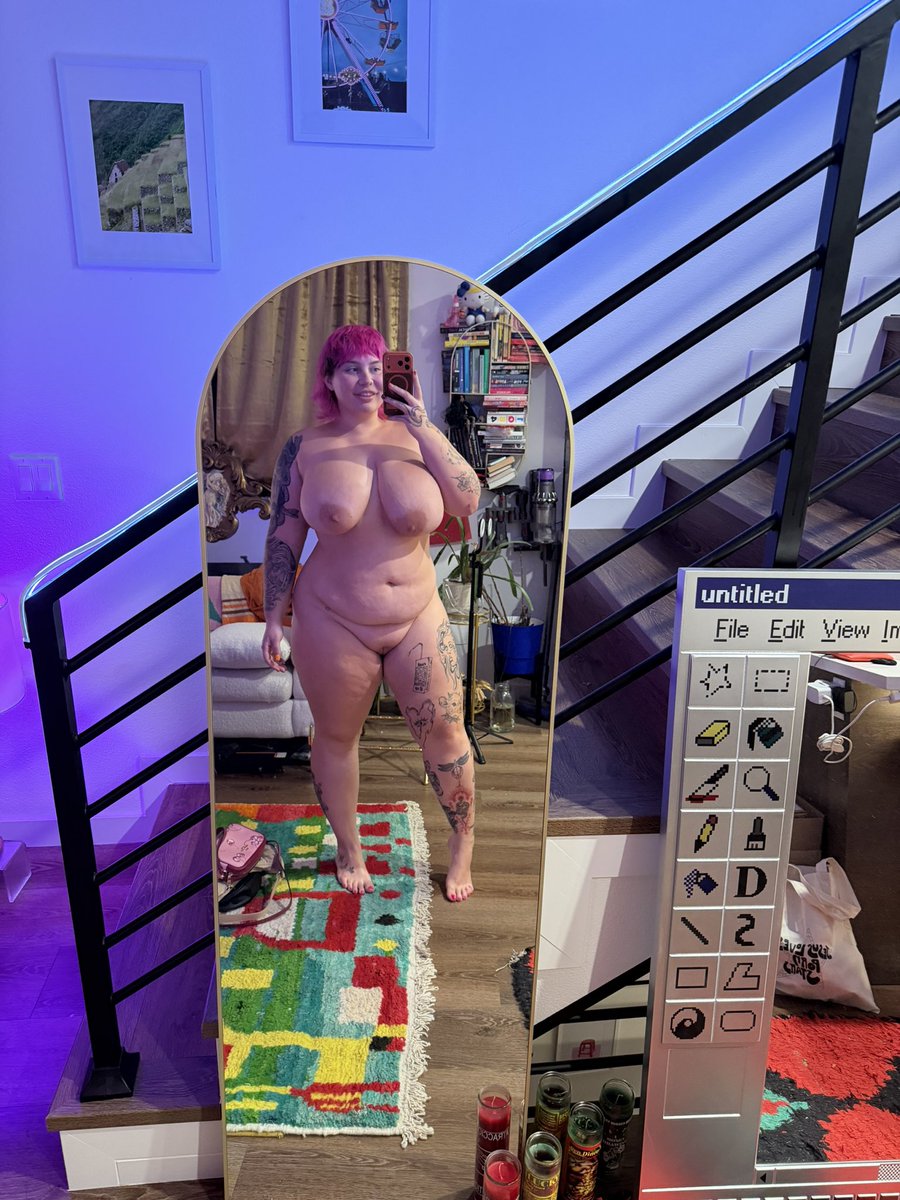JadynnStone's tweet photo. Front or back ? 😵‍💫 https://t.co/HSITeMMzlM