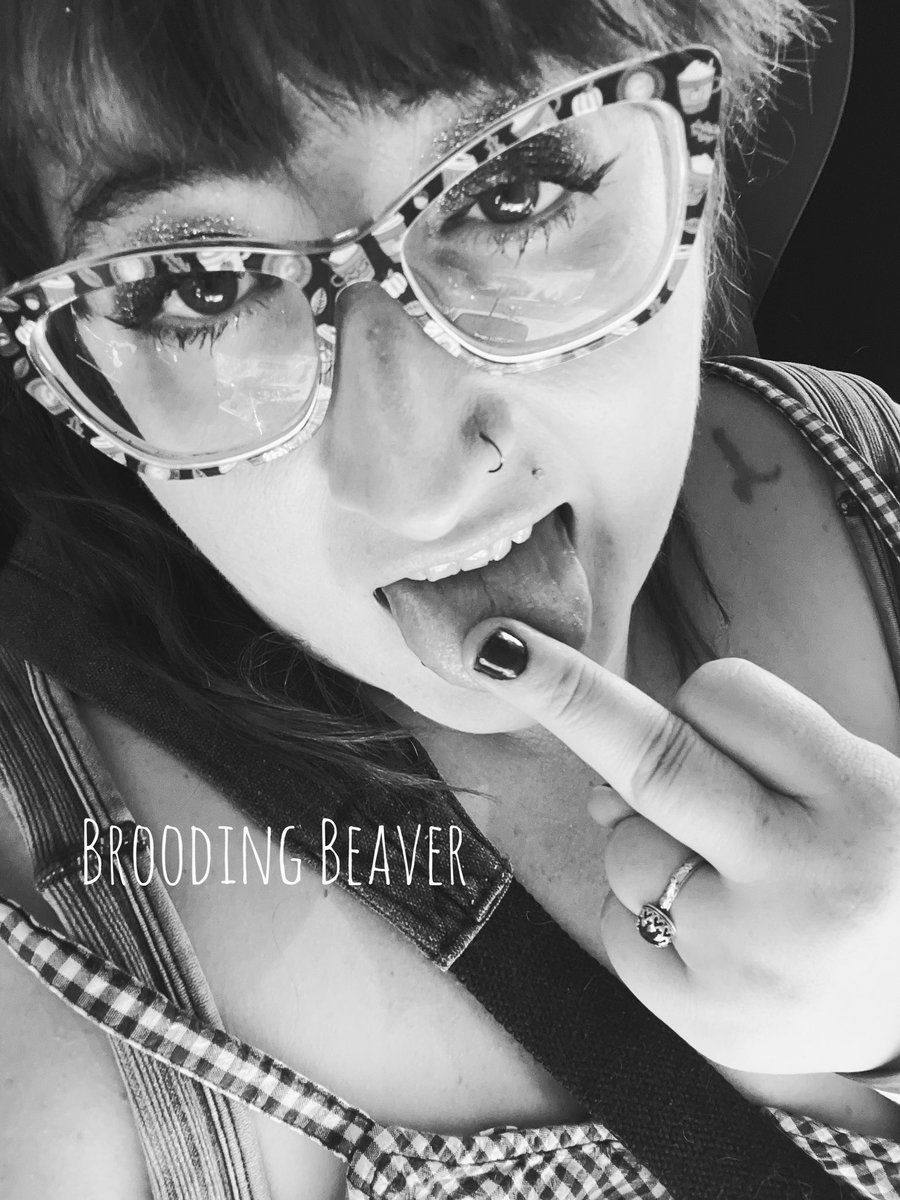 broodingbeaver's tweet photo. Submit to me. Make your life worth something. 

Findom femdom Paypigs drain session https://t.co/gt72TKLoVu