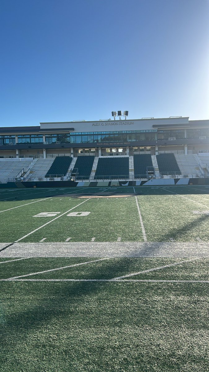 Paconater's tweet photo. Cal Poly San Louis Obispo. Go Mustangs!
Liam Canalez C/O of 2031 ATH.
#CalPoly #CalPolyFootball #GoMustangs #fyp #footballrecruiting #athlete #LiamCanalez2031 #recruitment #widereceiver #WR #CB #cornerback #db #defensiveback https://t.co/CdGIElfTuj