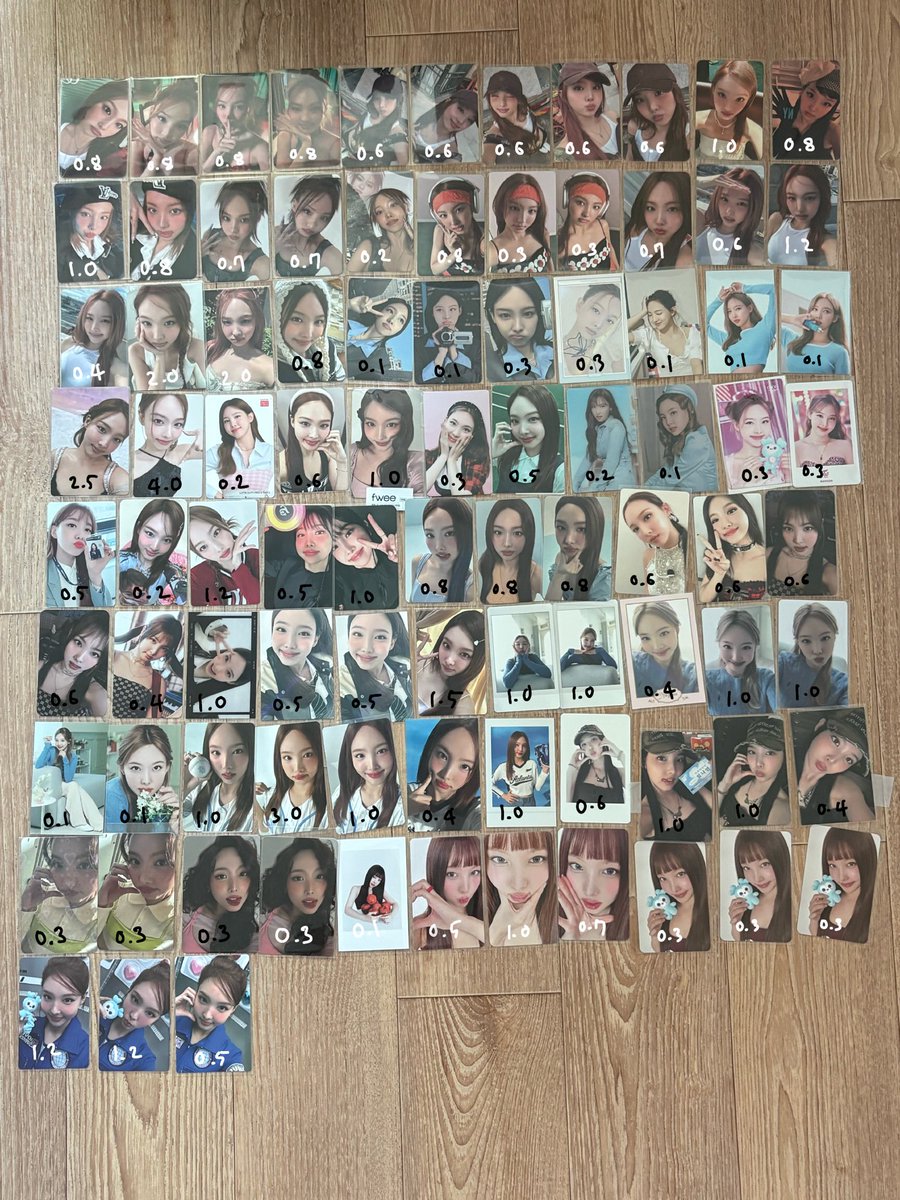 sell_twice's tweet photo. 트와이스 나연 포카 양도 판매
❗️하자 심한 포카 있어요 하자는 꼭 물어봐주세요❗️하자책임❌️
배송은 2주 안에 해드려요! 배송 제촉❌ 

TWICE 나연 nayeon 정연 jeongyeon 모모 momo 사나 sana 지효 jihyo 미나 mina 다현 dahyun 채영 chaeyoung 쯔위 tzuyu 분철 엠디 굿즈 wts poca 럭드 미공포 https://t.co/VZ4k3ckAA4