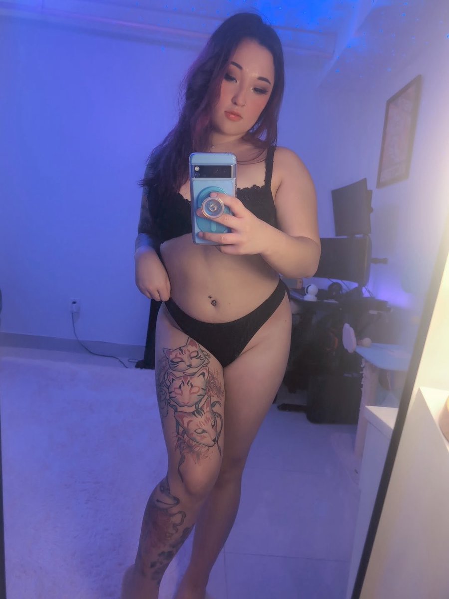 YukiWubbz's tweet photo. is anybody ready to call me mommy?
#AltAsian #TattooedAsian #GamerGirl #AsianBeauty #CurvyAsian #AsianLingerie #NSFWAsian #OnlyFans https://t.co/iy91fnxt9X