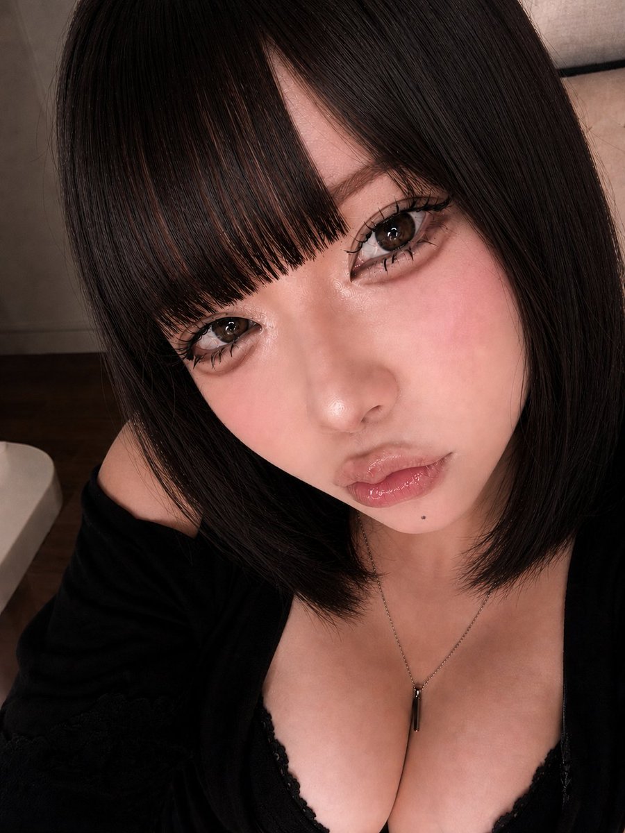 _yunaluv_'s tweet photo. https://t.co/JOq5DlA7IE