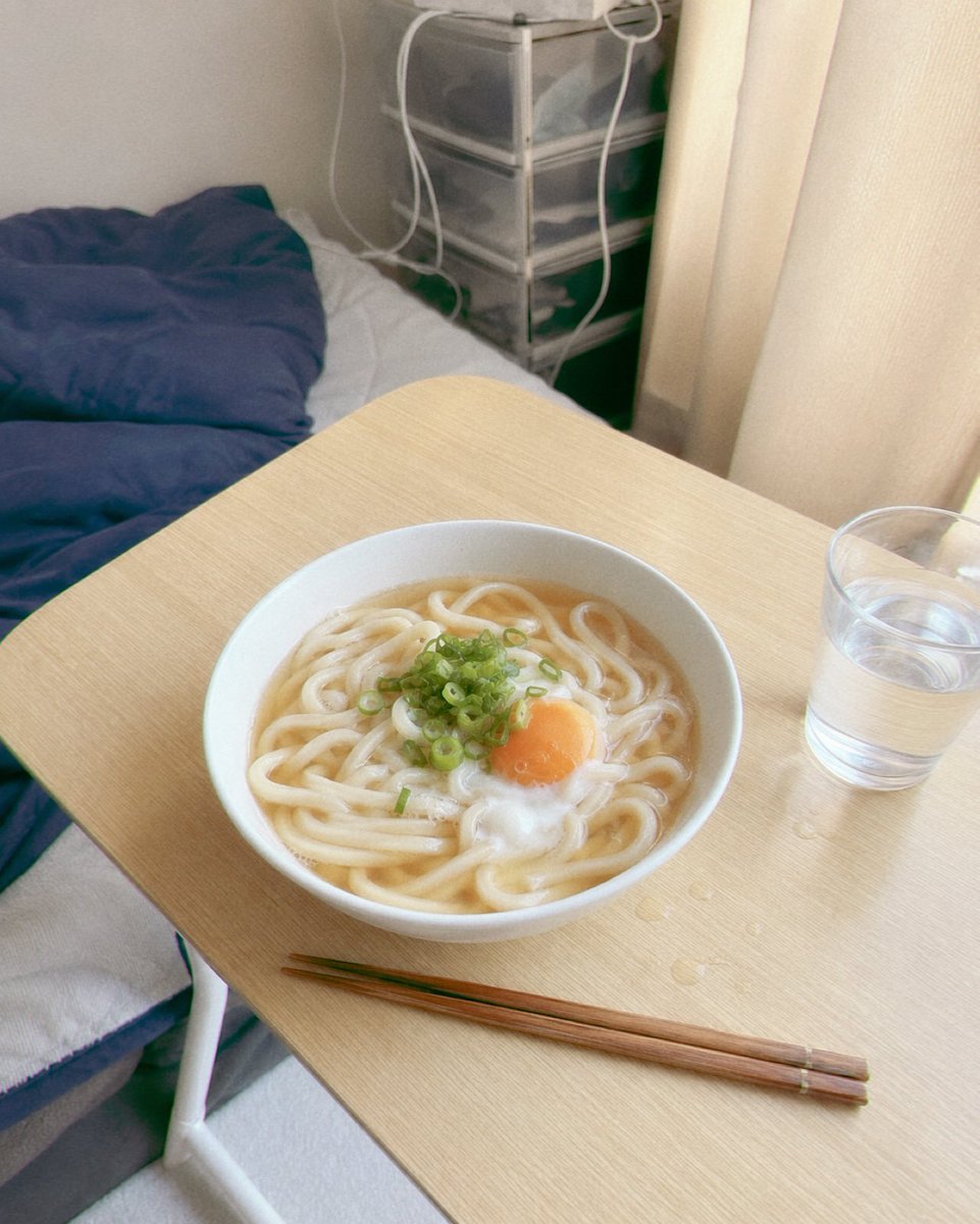 mio_2am24's tweet photo. 卵入れたらだいたい正解な気がする https://t.co/VVN9AFn2ub