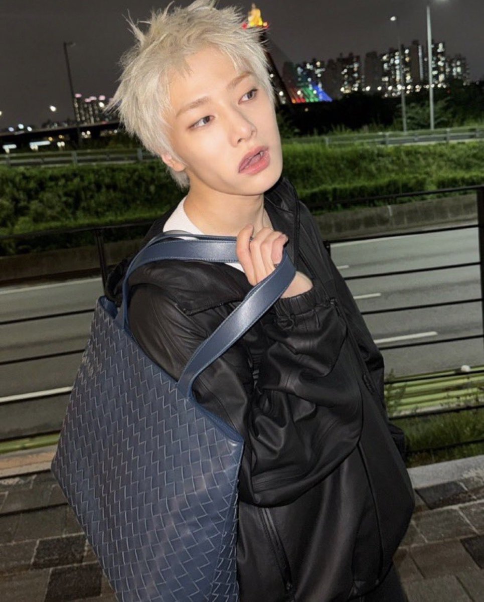 noodlehyune's tweet photo. HOMYDHIT https://t.co/5GIx9g05KT