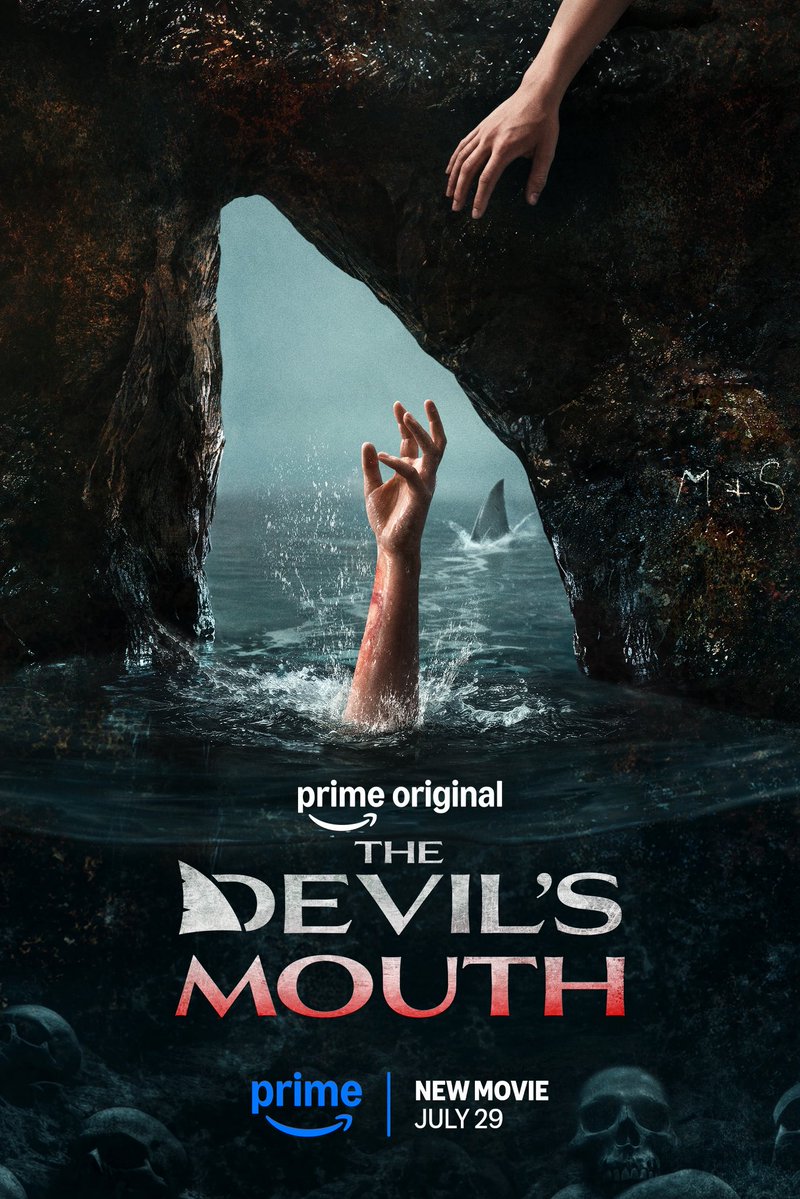 SUTEZO_U's tweet photo. 映画「悪魔の口」
原題：The Devil's Mouth (2026)

大量のコウモリが飛び回る箇所やいろんな死骸が浮いてる箇所のシーン… そこを泳いで通過して大丈夫？とサメより恐ろしかったが

サメが登場するまでがかったるいので2倍速にしたらテンポよくてかなり笑えました〜 https://t.co/vJWLLAQpew