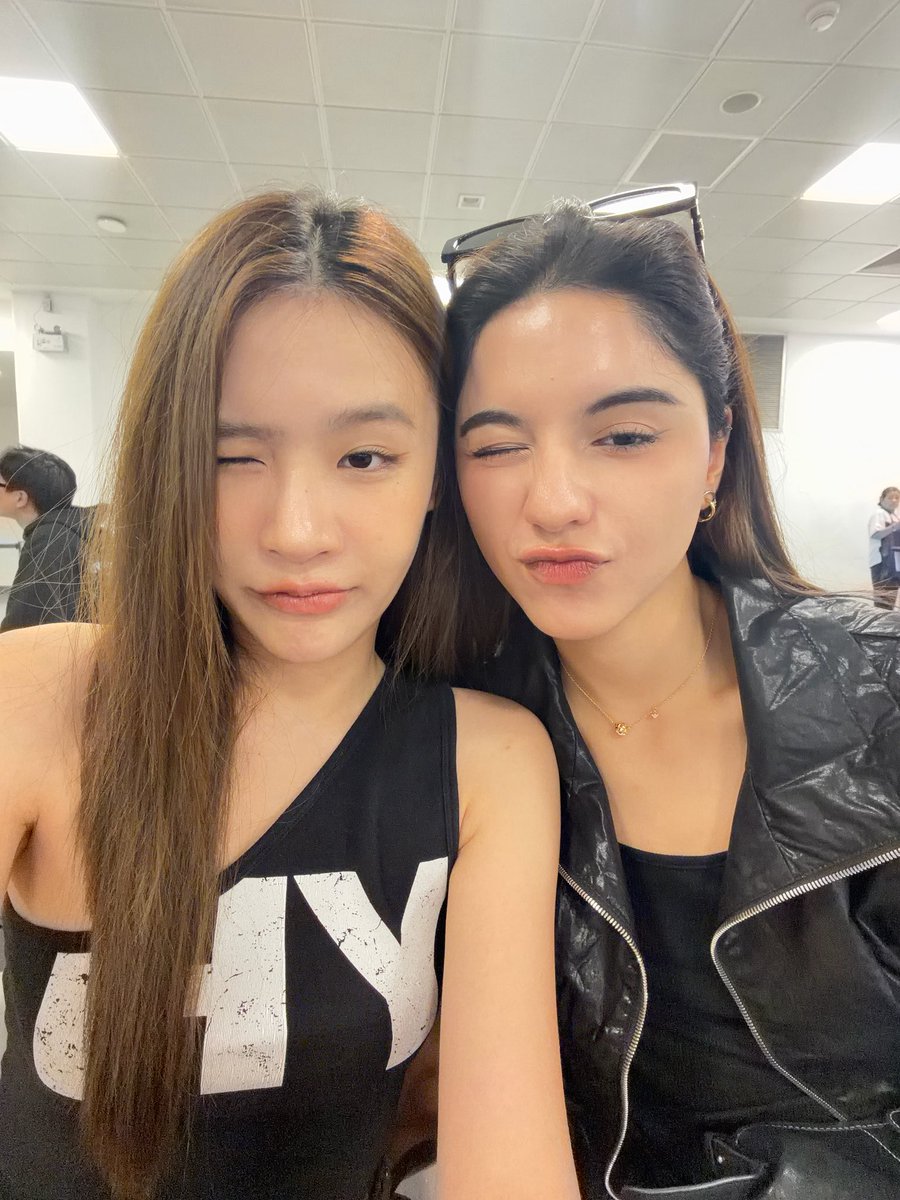 _pundao's tweet photo. See you Hanoi 🤎
#shellypundao https://t.co/4B9jMTf3mY