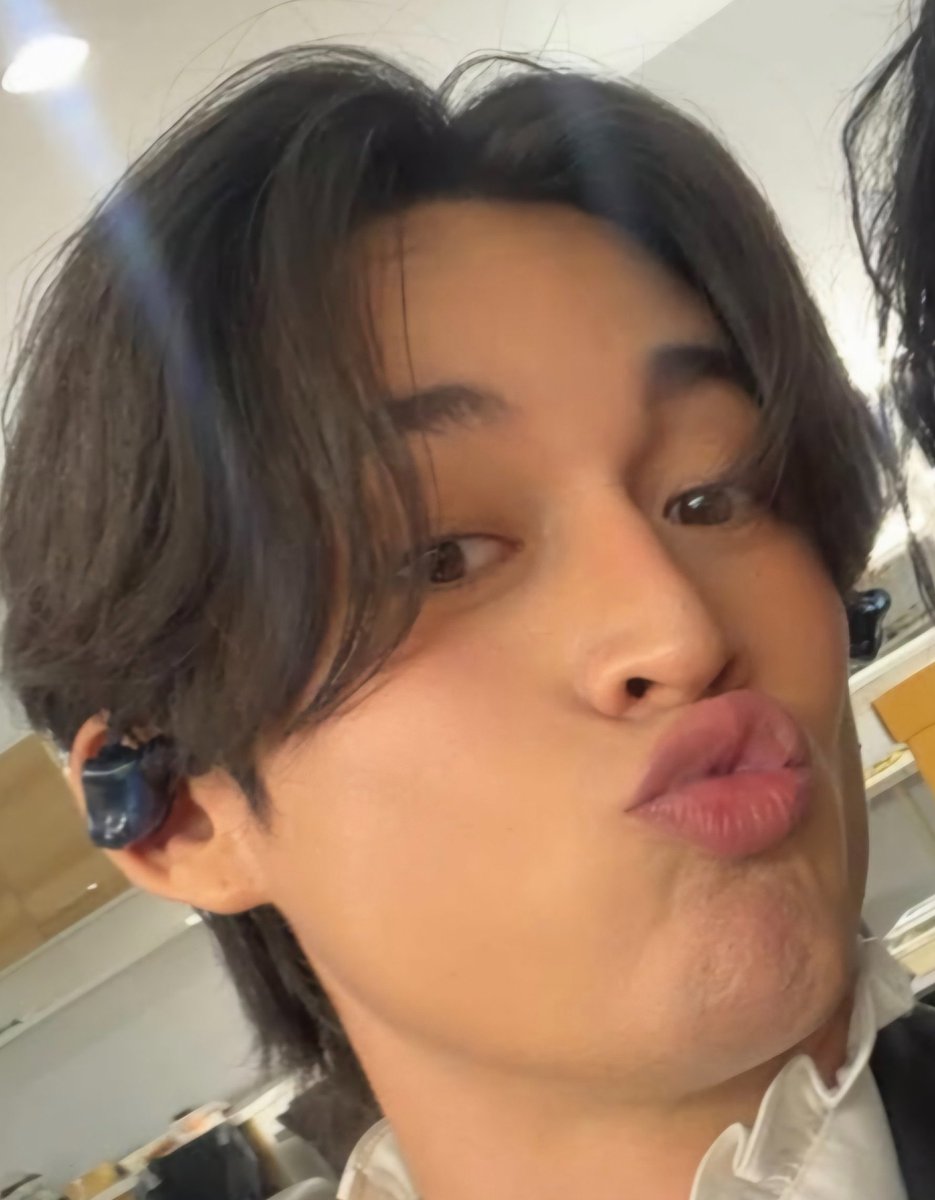 beegiiws's tweet photo. อย่าไปบอกใครนะ ว่าสองคนนี้แอบคบกันอ่ะ https://t.co/F1gHmmA8ri
