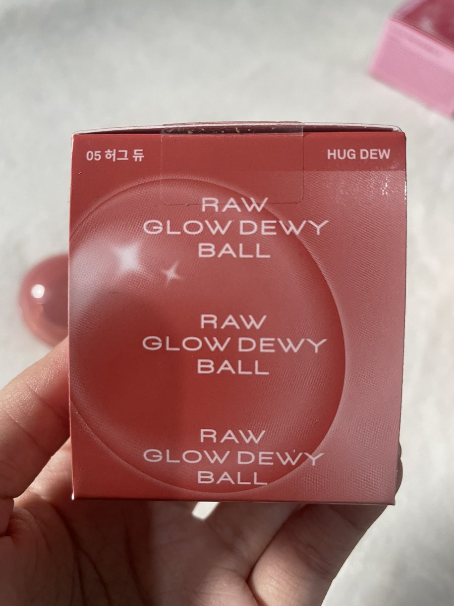 sckabbb's tweet photo. ส่งต่อ ลิป hince dewy ball (lip&amp;cheek) 
เบอร์ 05 สี Hug Dew 
250฿ ส่งฟรี
(แกะออกมาลองสี 1 ครั้ง ใช้แปรงจุ่ม) 
#ส่งต่อเครื่องสำอางค์ #เครื่องสำอางค์ #ส่งต่อเครื่องสำอางค์มือสอง #ส่งต่อลิปสติก https://t.co/XvEKGmzqzn