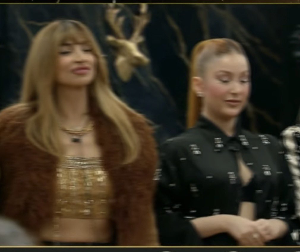solcitofernet's tweet photo. te vamos a cagar a votos, te metiste con el fandom equivocado 

CAMPANITA AL 9009

#GranHermano https://t.co/lpUrRaXorI