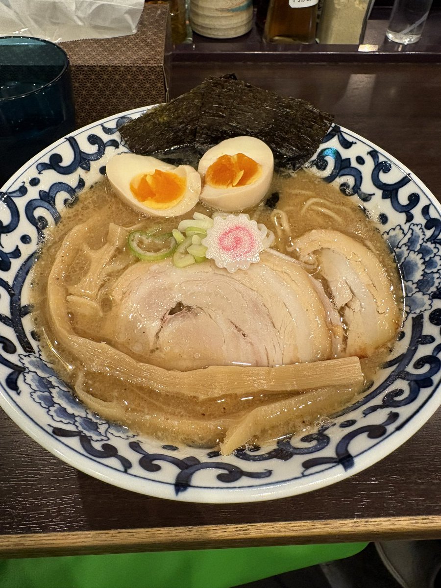 イナくん@3輪走行 tweet media