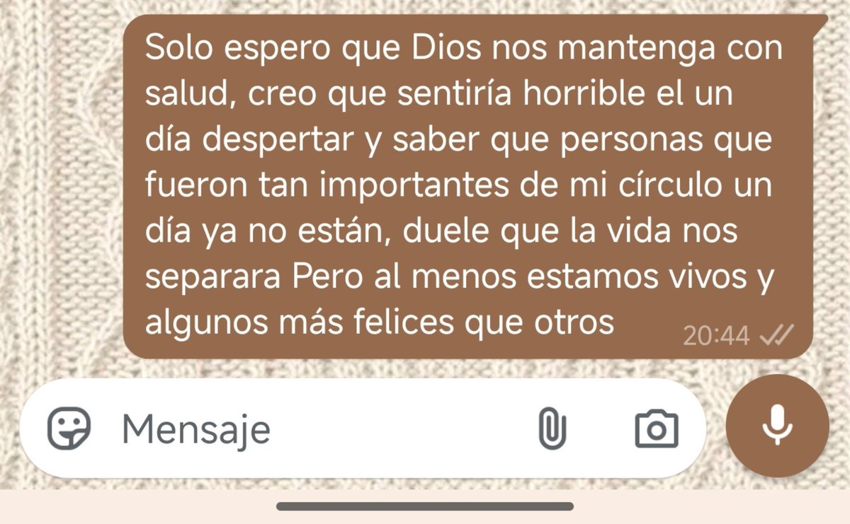 laperrasoledadd's tweet photo. 🕊️ https://t.co/tnKSV4IidI