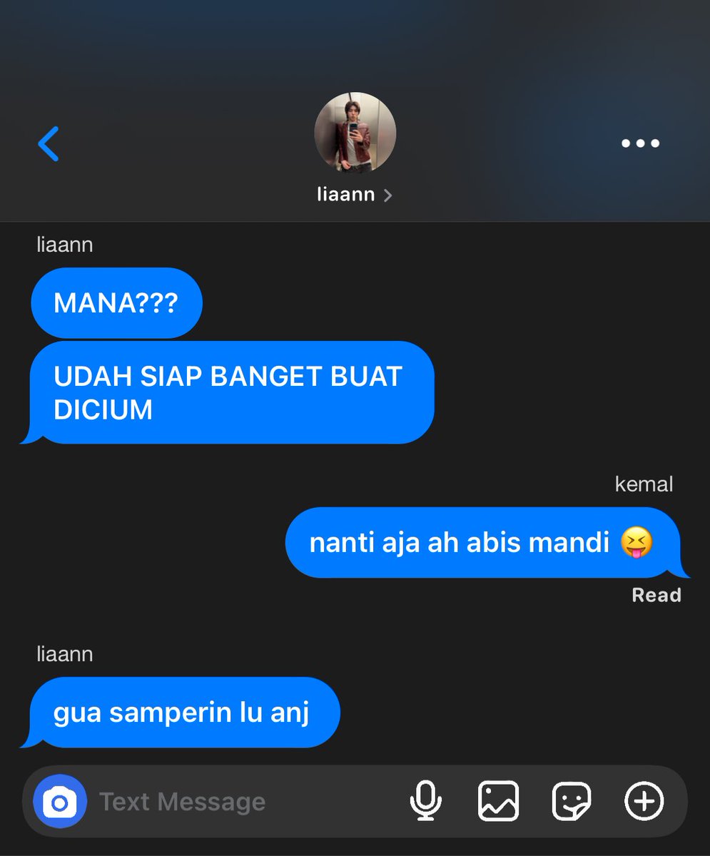 martintantik's tweet photo. kerjain dikit ah :p https://t.co/R318CtO46W
