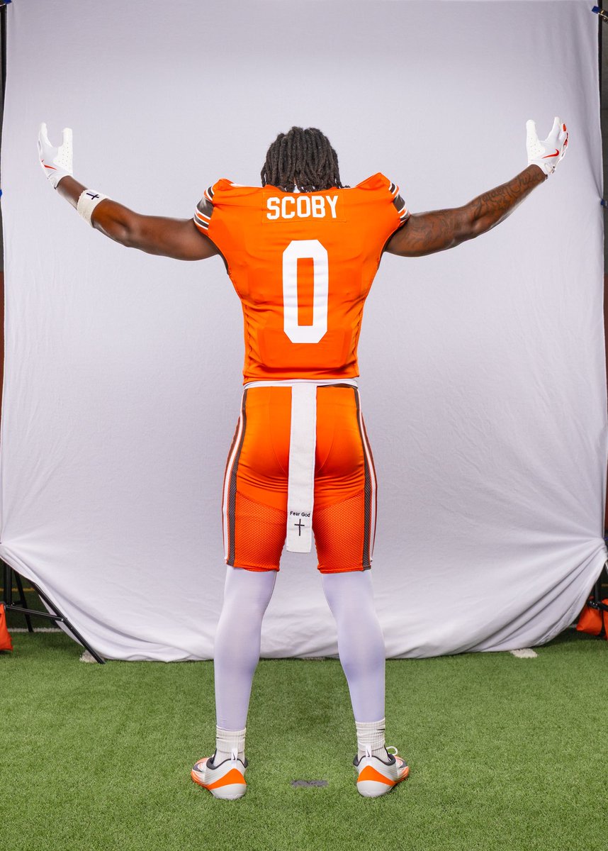 JeremiahScoby0's tweet photo. Agent 0 let’s do it!! #year2 https://t.co/wrVy7sJFql