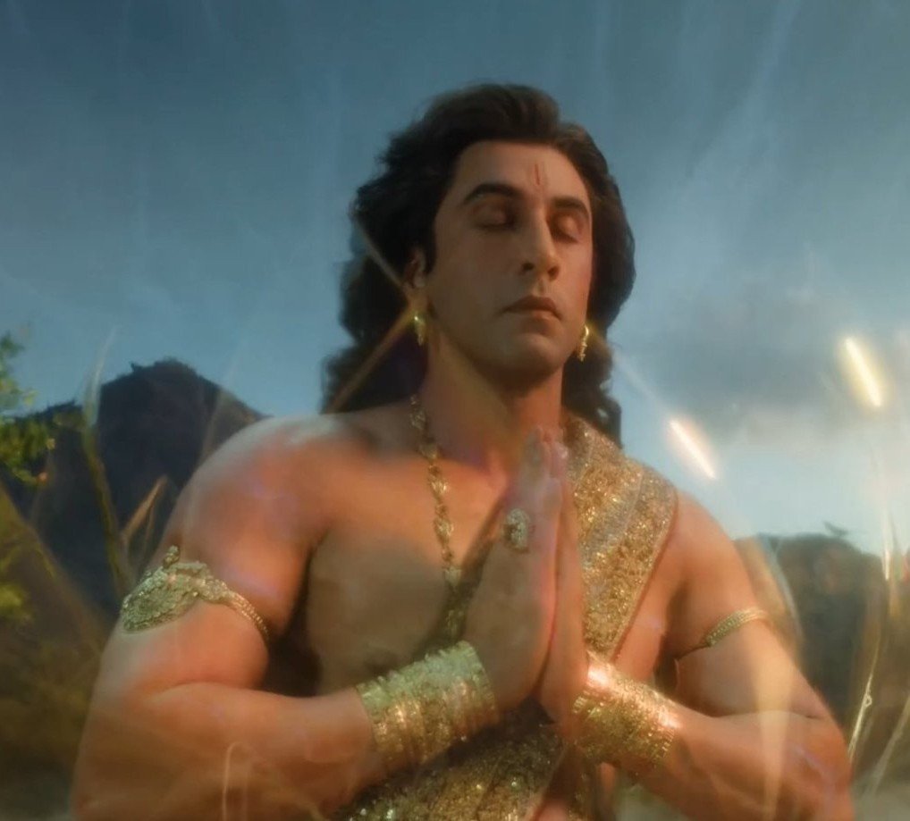 iamBefikre's tweet photo. Ranbir kapoor is looks like Sanju in all his movies from Sanju to #Ramayana💀 https://t.co/It7gkBcShA