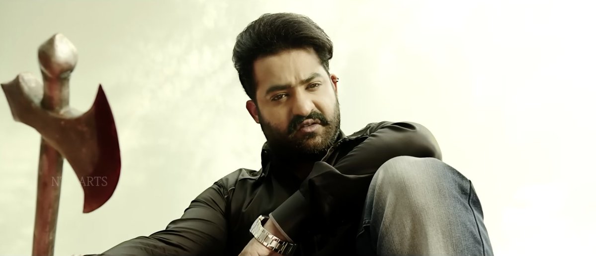 filmisconstant's tweet photo. bro still couldn't match the aura of tiger in ntr arts costumes https://t.co/cRkIOshOyj