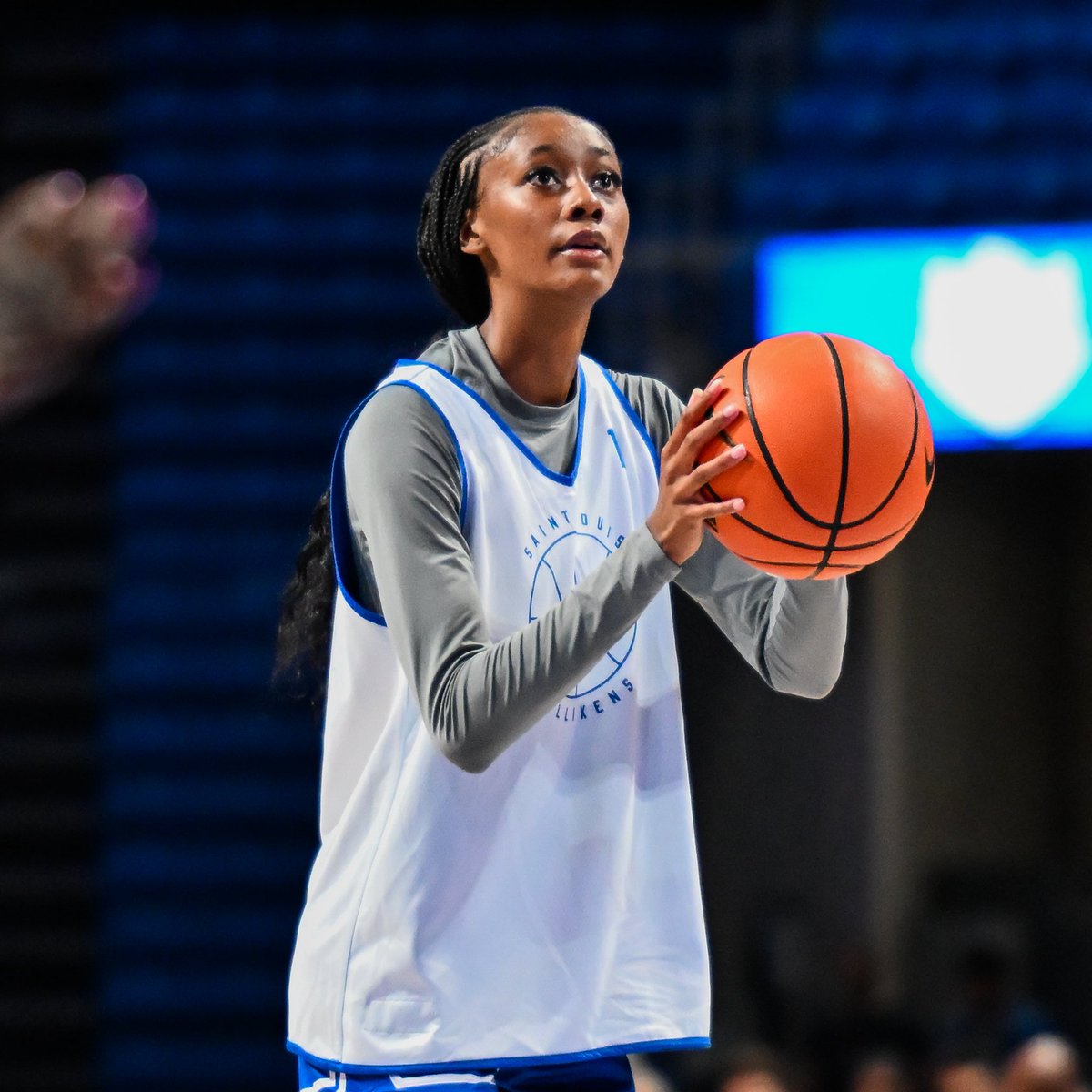 SaintLouisWBB's tweet photo. From the Favorites 📁💙 https://t.co/RNmc1gPN4N